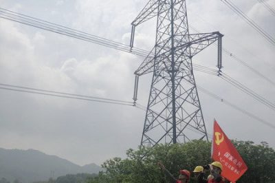 特級保電 紅巖共產黨員服務隊在行動