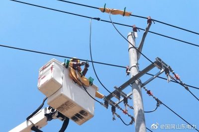 陽信供電公司帶電更換隔離開關