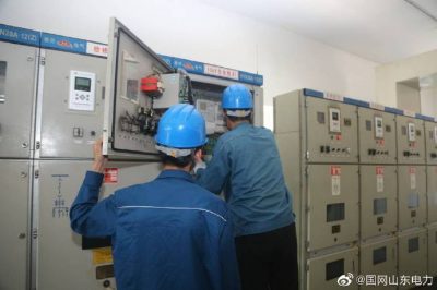 淄博供電公司到一醫療器械制造企業配電室