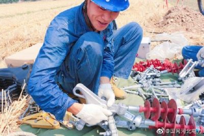 安北供電所為保障迎風度夏期間線路正常運行