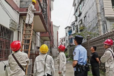 酉陽供電公司聯合江津區公司共同開展反竊電