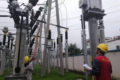 變電運維完成主變停送電倒閘操作，完成變電站一鍵順控安裝工作