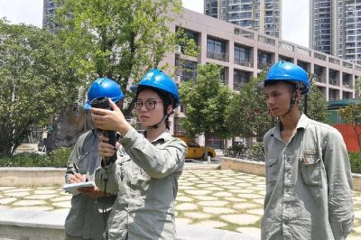 10千伏英57貨柜線(xiàn)等重載線(xiàn)路進(jìn)行紅外測(cè)溫“體檢”