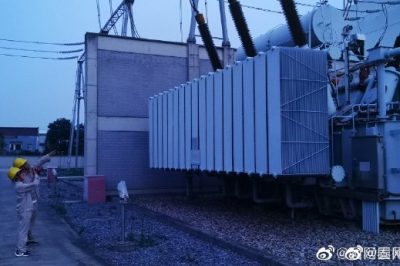 泰州供電公司開展220千伏、110千伏變電站精確測溫、特巡和夜巡