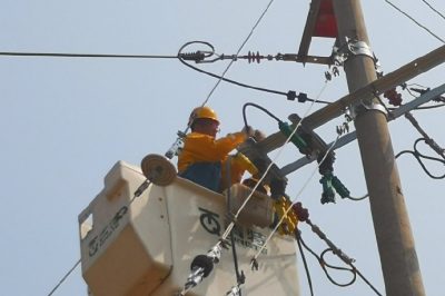 國網煙臺市福山區供電公司：帶電作業助增容 夏季用電有保障
