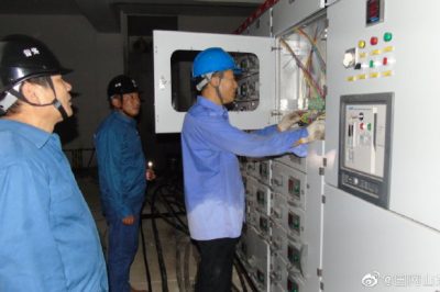 3天完成小區(qū)配套10千伏電纜敷設(shè)300米、環(huán)網(wǎng)柜5臺開關(guān)的接入工作