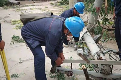 邢臺縣西部山區電力搶修現場
