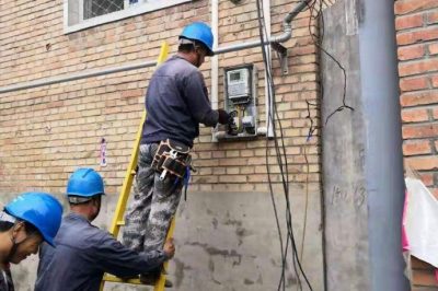 保定市徐水區供電公司改造低壓出線，提高供電可靠率