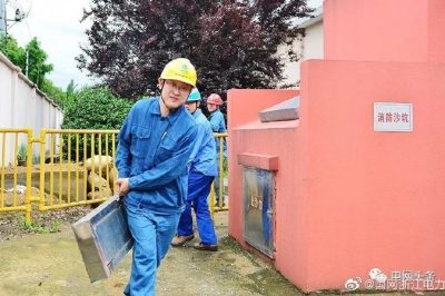 變電站內搭建防水隔板