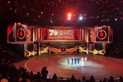 漢中供電公司保障電影音樂會現場用電安全可靠