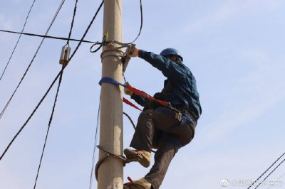 10千伏鎮府線藺莊臺區實施農網改造