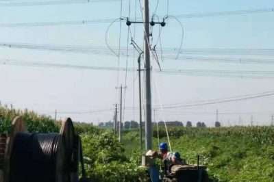 安托站10千伏南寨線8661開關以下線路轉檢修正在如火如荼進行