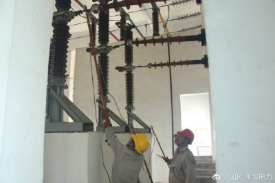 110千伏獅子山變電站完成1號 2號主變轉檢修的操作