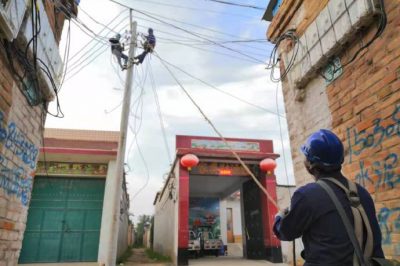 新河縣供電公司大力推進轄區西鋪村供暖“煤改電”工程