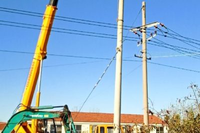 海陽市留格鎮董家莊進行農網改造