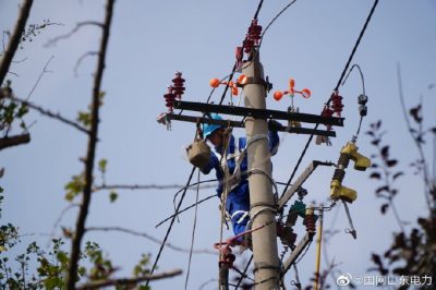 黃島區供電公司升級改造10千伏華明工廠支線