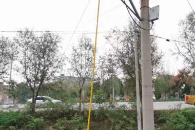 臨潼區供電公司10千伏線路169行者線41號桿更換絲具金具