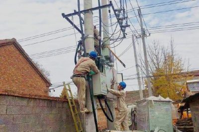 范樓鎮(zhèn)黃壩新村TTU智能終端施工作業(yè)現(xiàn)場(chǎng)