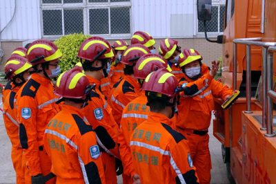 國網福建電力應急救援基干分隊開展防汛應急演練