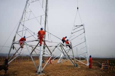 110千伏大秦家輸電線路工程施工現場