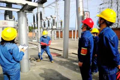 凌晨投運新間隔 提高電網可靠性