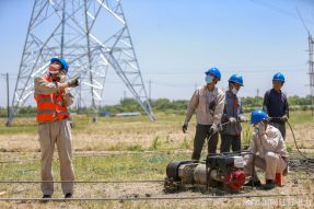 江蘇常州中吳至湖濱220千伏線路工程現場