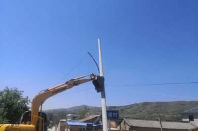 現(xiàn)場督導(dǎo)檢查工程進度  施工安全和工程質(zhì)量