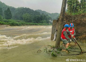 暴雨來襲，搶修加速