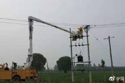 帶電作業本領強，客戶用電有保障