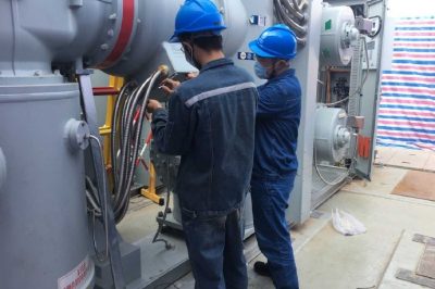 不畏高溫，進(jìn)行二次保護(hù)驗(yàn)收、消缺