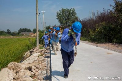 安裝變壓器助力經濟發展