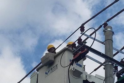 帶電檢修除隱患??“兩節”保電早行動