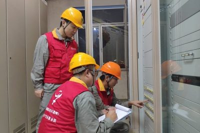 在110千伏蒲岐變現場對秋檢隱患整改情況進行核查工作