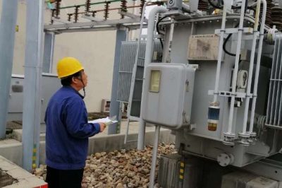 運維人員立即投身到緊張的設備巡視工作中