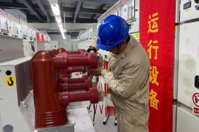 對1G04和1G16間隔開關進行了投運前檢查