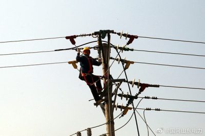 對轄區(qū)10千伏張磚線進(jìn)行檢修