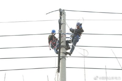 對施工人員進行電力設施保護宣傳