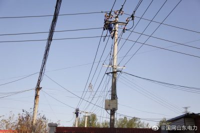 對孝直鎮10千伏尚莊線進行檢修