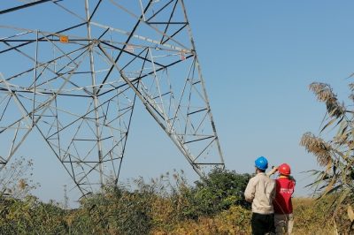 對(duì)途經(jīng)黎里轄區(qū)的500千伏車江線和220千伏的金水線開展巡視、巡查工作