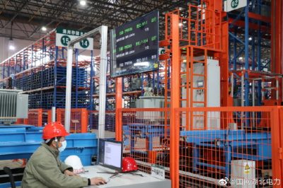 使用倉儲作業自動化貨架完成3臺成套設備出入庫操作