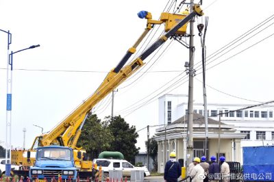 采用帶電作業方式改造20千伏國槐358線