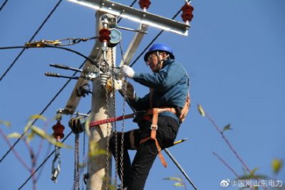 加快進行10千伏021許崖線下楊灣臺區改造