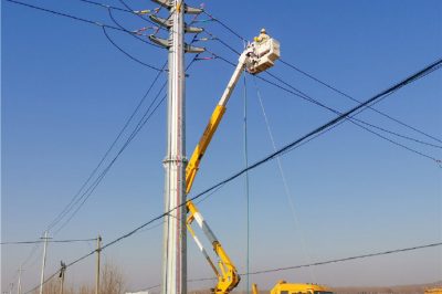 對110千伏樹行站10千伏岳溝線55號桿開展旁路作業