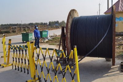 對10千伏產芝線進行電網線路改造施工