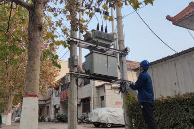 開展迎峰度冬負荷檢測和三相負荷調整工作