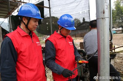 絲絲電力銀線　助力萬頃馨香農田