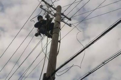 開展接戶線、銹蝕表箱改造，努力增荷供電可靠性