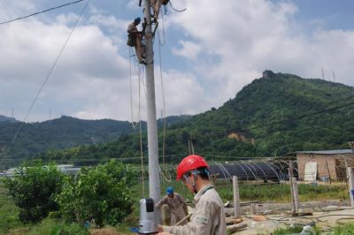 10千伏飛竹線改造現(xiàn)場安裝無線遠(yuǎn)程視頻終端