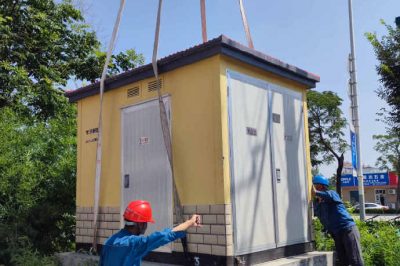 10千伏南京路34號桿附近進行電網施工