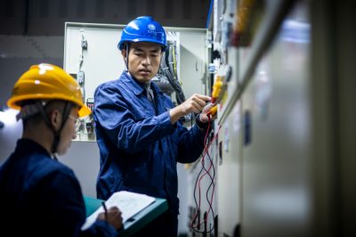 110千伏南浦變綜自改造工程開展消缺復驗工作